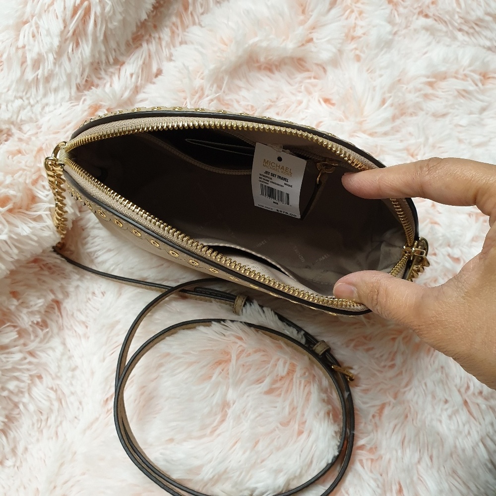 Handbag - Picture 2 of 4